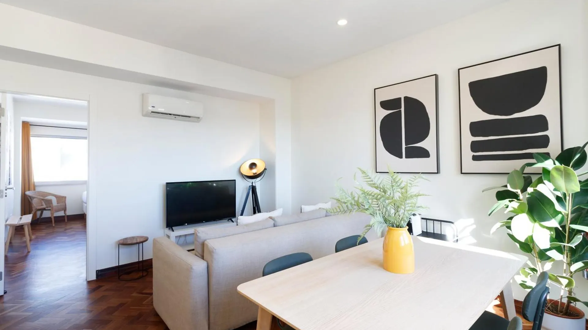 Apartment Green Wine Affair By Misha'S Place 6B Lisbon Portugal